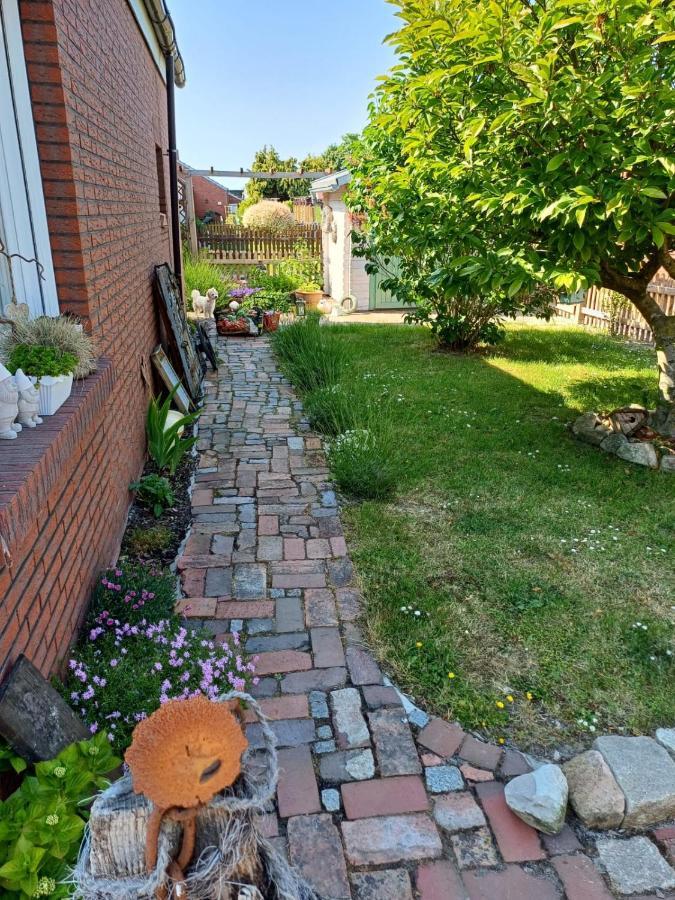Appartamento Lotta'S Ferienhaeuschen Emden Esterno foto